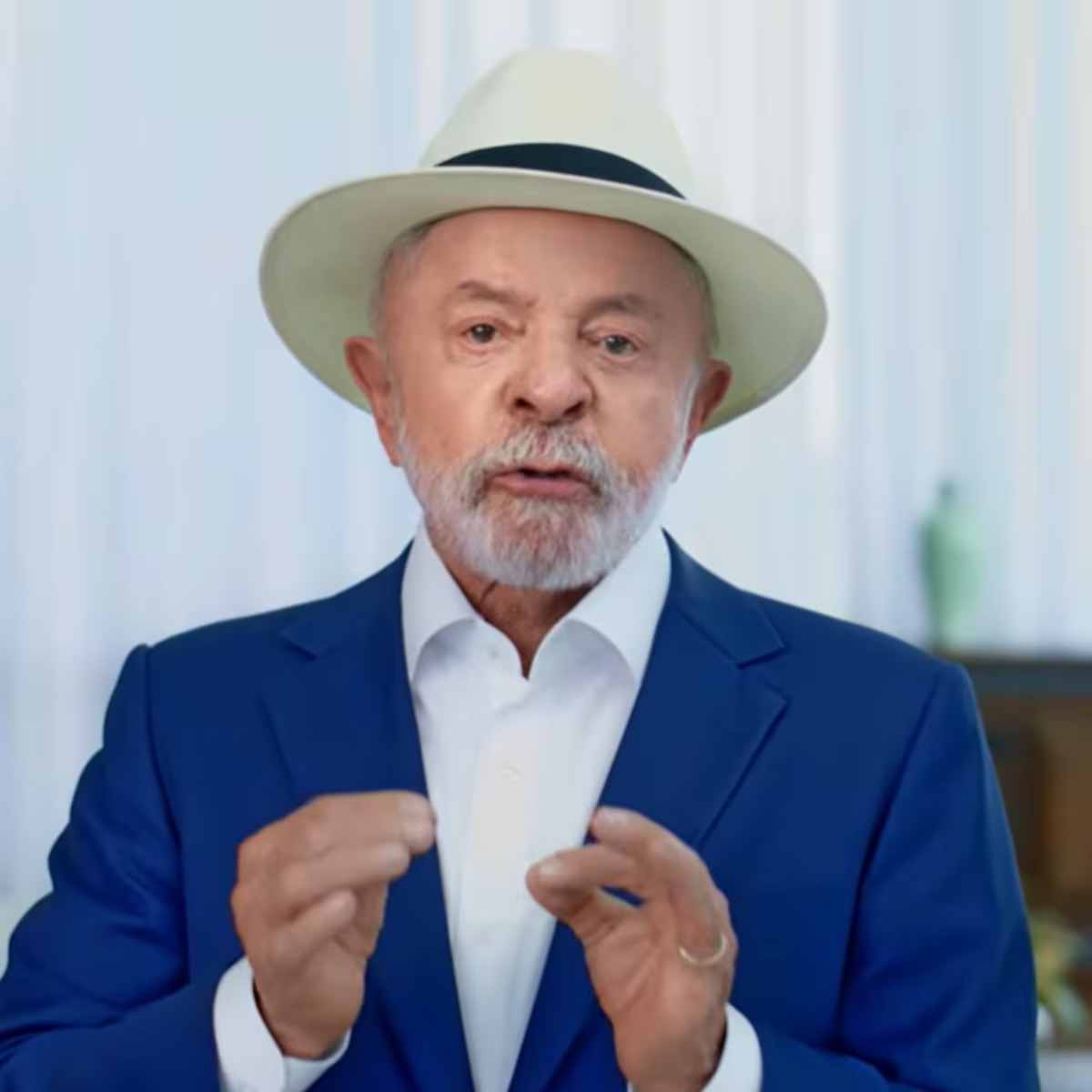 Lula anuncia novo Desenrola Brasil com juros menores, descontos e uso do FGTS