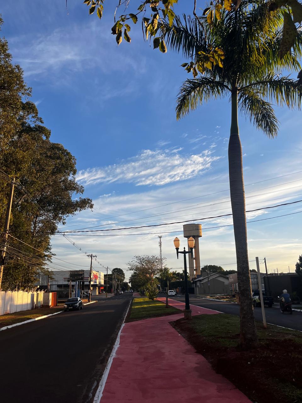 Tempo firme e temperaturas amenas marcam a sexta-feira em Naviraí e região