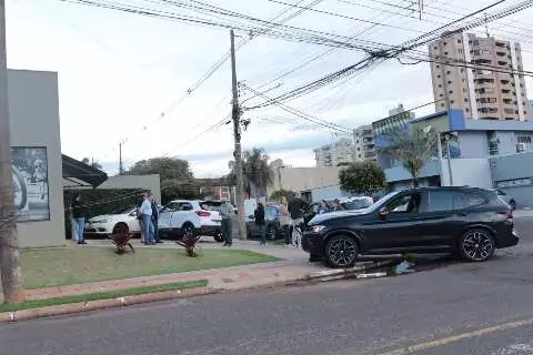 Casal agride médicas e destrói consultório após atendimento do filho