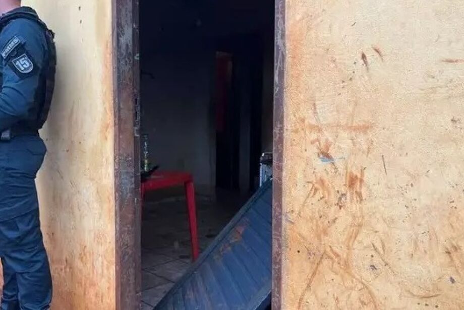Jovem de 20 anos é morto a tiros após casa ser arrombada
